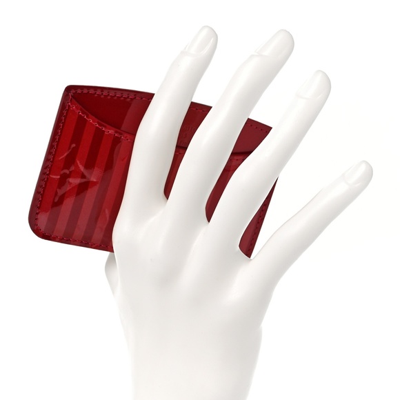 LOUIS VUITTON Vernis Rayures Mirror Case Pomme D'Amour - Picture 4 of 16